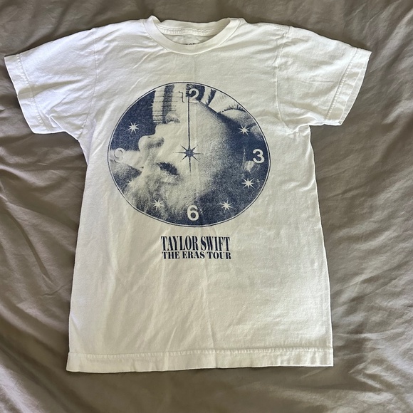 Women’s Taylor Swift Eras Tour white and blue graphic t-shirt merch size XS - Picture 1 of 3